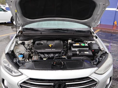 Used 2018 Hyundai Elantra Value Edition FWD image 21