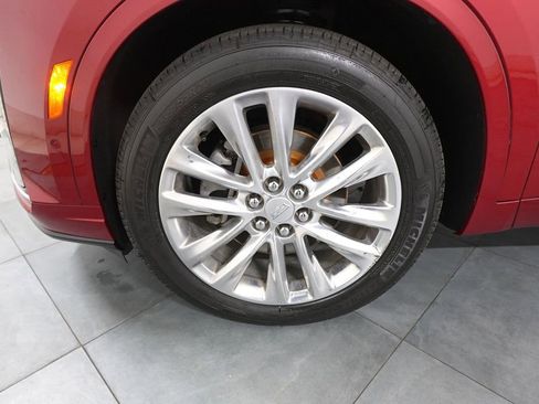 Used 2020 Cadillac XT6 Premium Luxury image 30