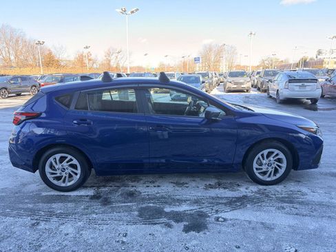 Certified 2025 Subaru Impreza 2.0i image 6