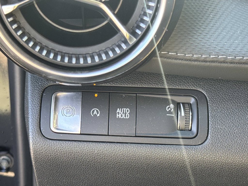 Used 2026 Chevrolet Equinox LT w/ Safety and Technology Package FWD image 29