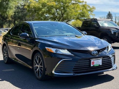 Used 2024 Toyota Camry XLE w/ Cold Weather Package AWD/4WD image 7