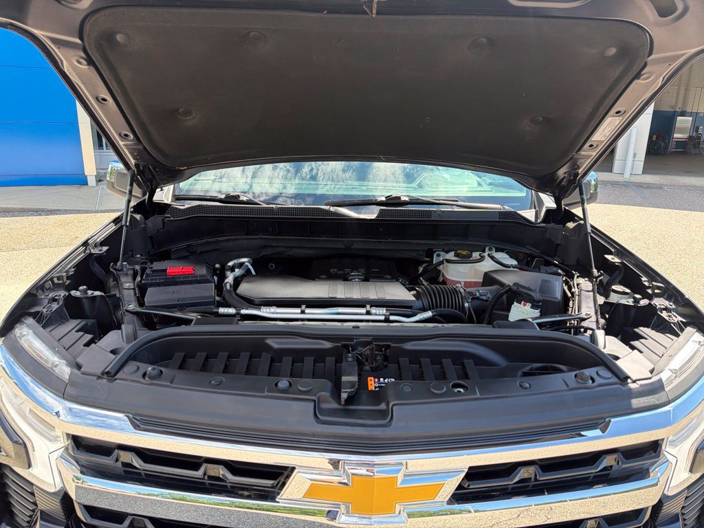 Certified 2023 Chevrolet Silverado 1500 LT AWD/4WD image 14