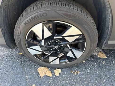 Used 2025 Hyundai Kona SEL AWD/4WD image 10