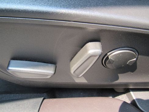 Used 2023 Ford Escape Active AWD/4WD image 10