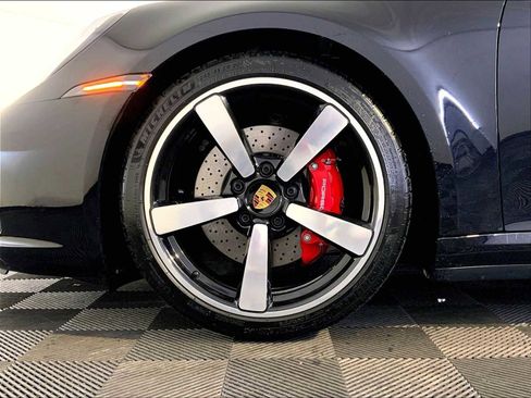 Used 2024 Porsche 911 Carrera S image 11