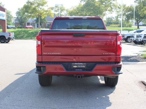 Used 2020 Chevrolet Silverado 1500 Custom w/ Custom Value Package AWD/4WD image 28