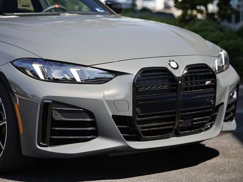 New 2026 BMW M440i w/ Premium Package RWD image 2