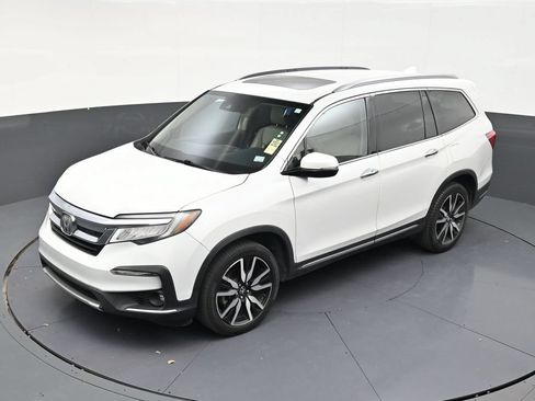 Used 2022 Honda Pilot Touring image 12