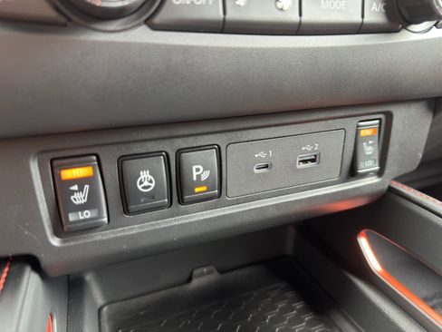 Used 2025 Nissan Frontier PRO-4X w/ Pro Premium Package AWD/4WD image 30