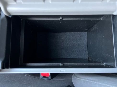 Used 2017 Toyota Prius V Three w/ Carpet Mat Package image 25