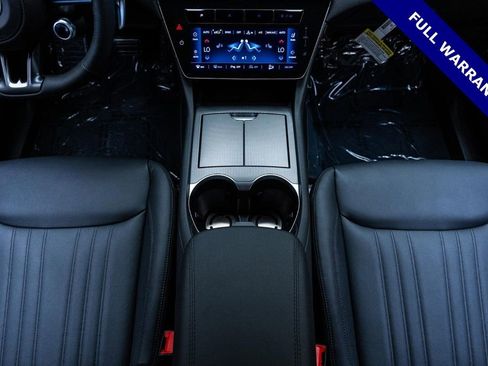 Certified 2024 Maserati Grecale GT AWD/4WD image 38