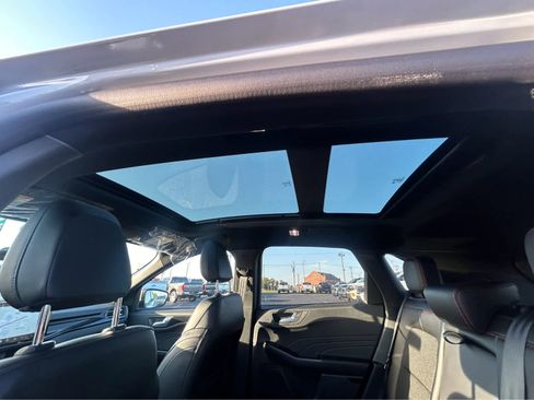 New 2026 Ford Escape ST-Line w/ Tech Pack #1 image 9