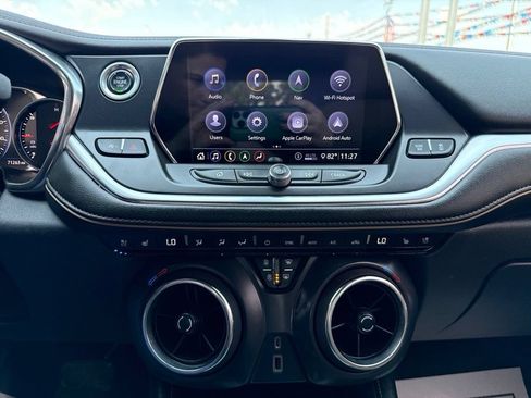Used 2020 Chevrolet Blazer Premier FWD image 16