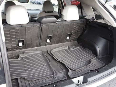 Used 2021 Subaru Crosstrek 2.5i Limited image 3