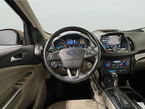 Used 2017 Ford Escape Titanium image 16