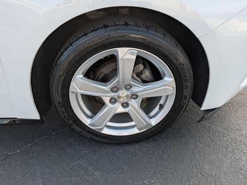 Used 2019 Chevrolet Volt LT w/ Power Convenience Package image 25