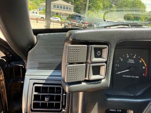Used 1991 Ford Mustang LX RWD image 40