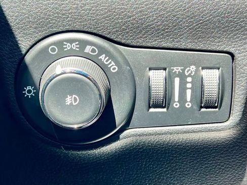 Used 2024 Jeep Compass Trailhawk image 28