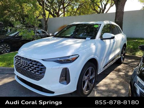 Certified 2025 Audi Q5 Premium w/ Premium Plus AWD/4WD image 7