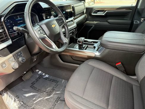 Used 2025 Chevrolet Silverado 1500 LT w/ LPO, Dark Essentials Package AWD/4WD image 11