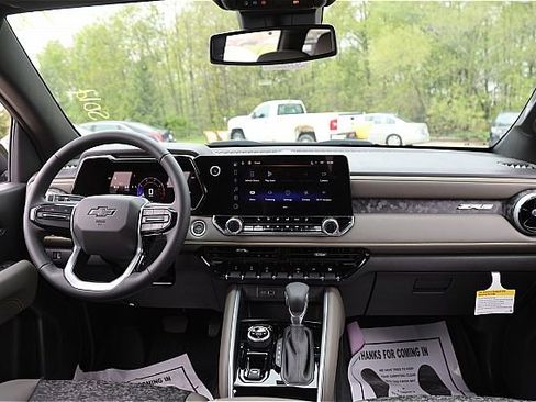 New 2024 Chevrolet Colorado ZR2 w/ ZR2 Bison Edition image 10