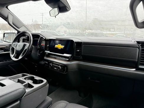 Used 2022 Chevrolet Silverado 1500 RST w/ Z71 Off-Road Package image 20
