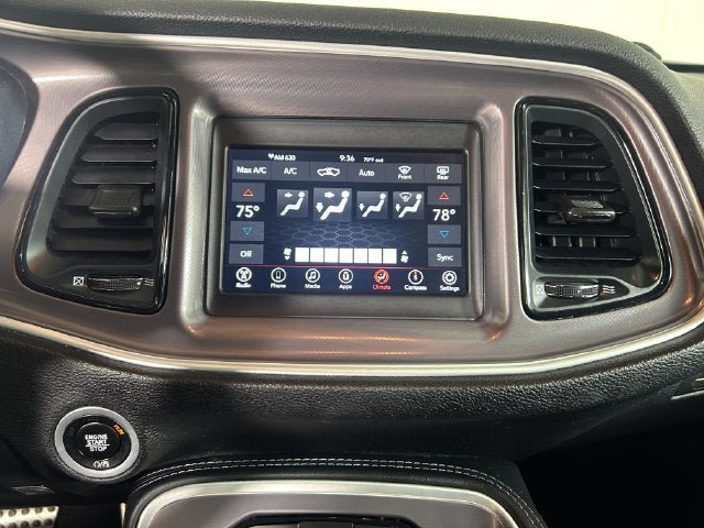 Used 2022 Dodge Challenger R/T RWD image 19