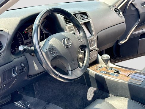 Used 2009 Lexus IS 250 AWD image 4