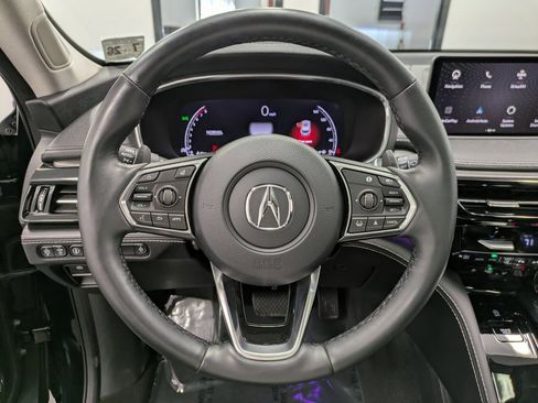 Used 2022 Acura MDX SH-AWD w/ Advance Package image 18
