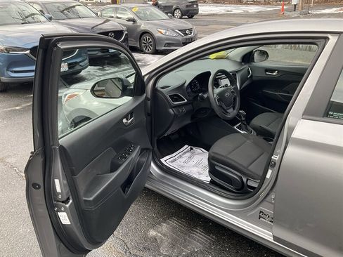 Used 2021 Hyundai Accent SE image 16