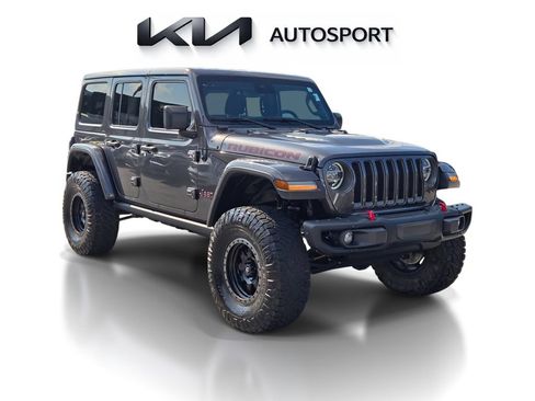 Used 2020 Jeep Wrangler Unlimited Rubicon w/ Dual Top Group AWD/4WD image 3