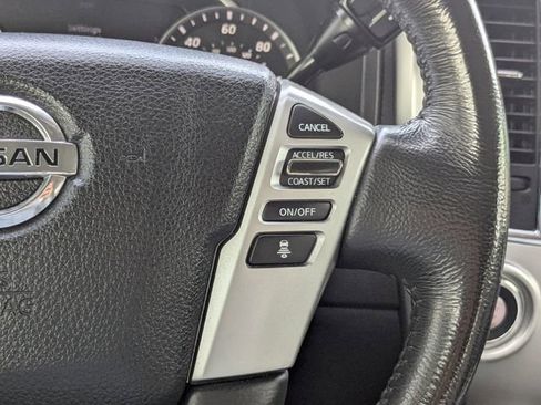 Used 2021 Nissan Titan SV w/ SV Convenience Package image 32
