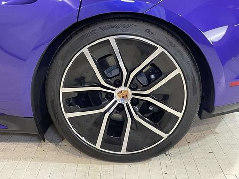 Certified 2025 Porsche Taycan AWD/4WD image 13