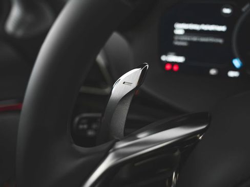 New 2025 McLaren Artura Spider image 31