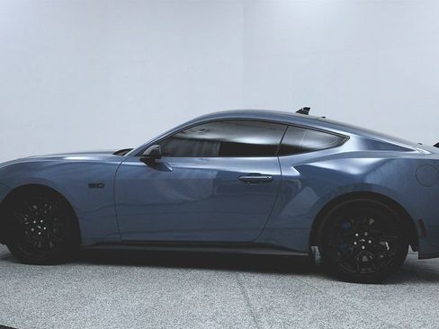 Used 2024 Ford Mustang GT Premium w/ GT Performance Package image 2