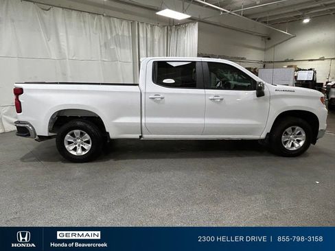 Used 2023 Chevrolet Silverado 1500 LT w/ Protection Package AWD/4WD image 9