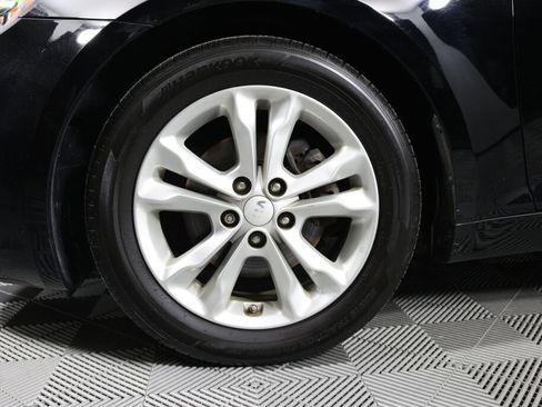 Used 2013 Kia Optima EX w/ Premium Pkg image 9