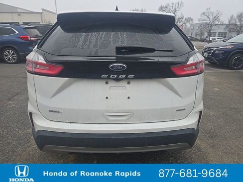 Used 2024 Ford Edge SEL image 3