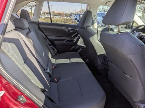 Used 2024 Toyota RAV4 LE image 28