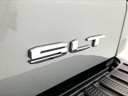New 2026 GMC Sierra 1500 SLT w/ SLT Premium Package image 17