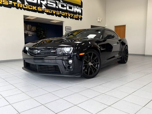 Used 2013 Chevrolet Camaro ZL1 RWD image 49