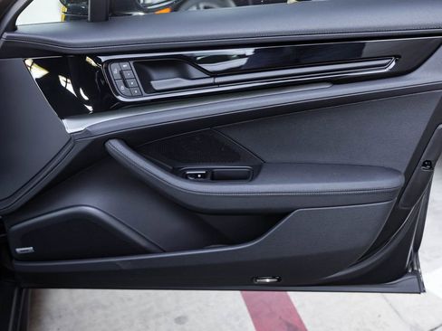 New 2026 Porsche Panamera RWD image 38