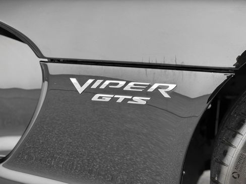 Used 2016 Dodge Viper GTS image 48
