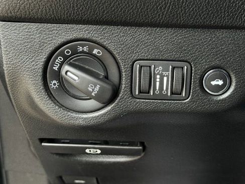 Used 2019 Dodge Challenger R/T w/ Blacktop Package image 23