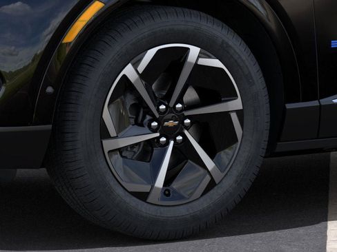 New 2025 Chevrolet Equinox EV LT image 43
