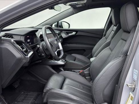 Used 2023 Audi Q4 e-tron Premium Plus w/ Premium Plus AWD/4WD image 16