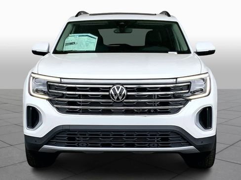 New 2026 Volkswagen Atlas SE FWD image 3