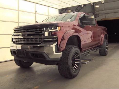 Used 2019 Chevrolet Silverado 1500 LT w/ Texas Edition AWD/4WD image 2