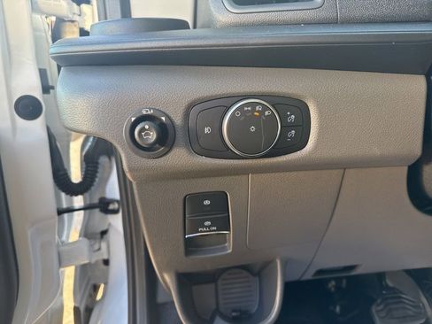 New 2026 Ford Transit 250 148 Medium Roof Extended AWD image 19