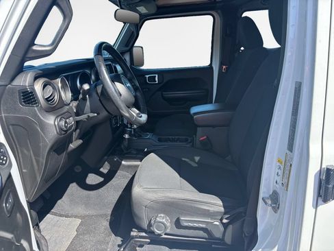 Used 2018 Jeep Wrangler Unlimited Sport S AWD/4WD image 12